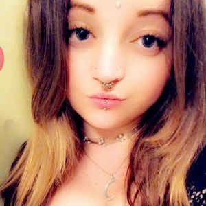 Meet your Posher, Leanora